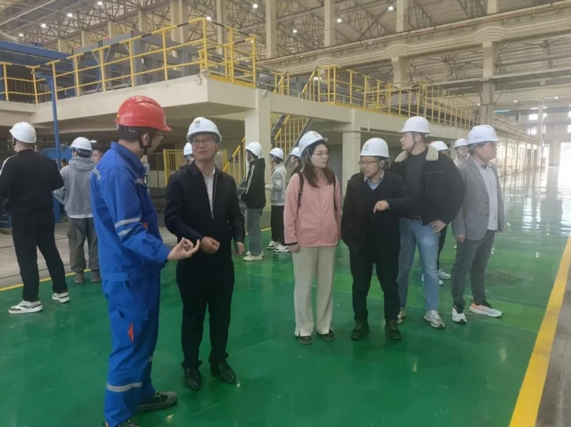 球赛下注平台:携毕业生进企业 解锁求职“新密码” 球赛下注平台:携毕业生进企业 解锁求职“新密码”